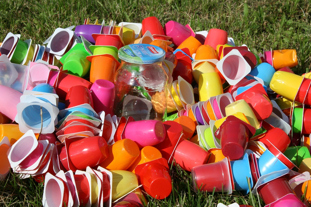 The Importance of Shredding and Recycling Paper
